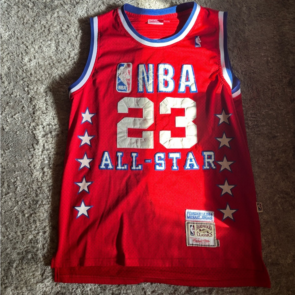 Mitchell & Ness vintage Michael Jordan #23 Jersey